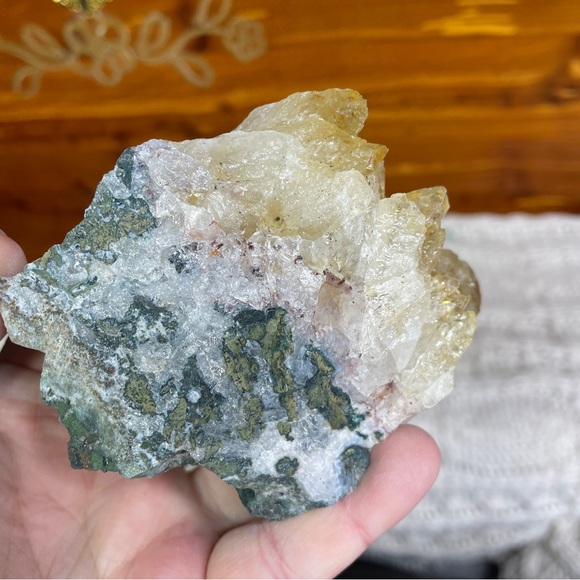 Amethyst and citrine cluster - Picture 12 of 15